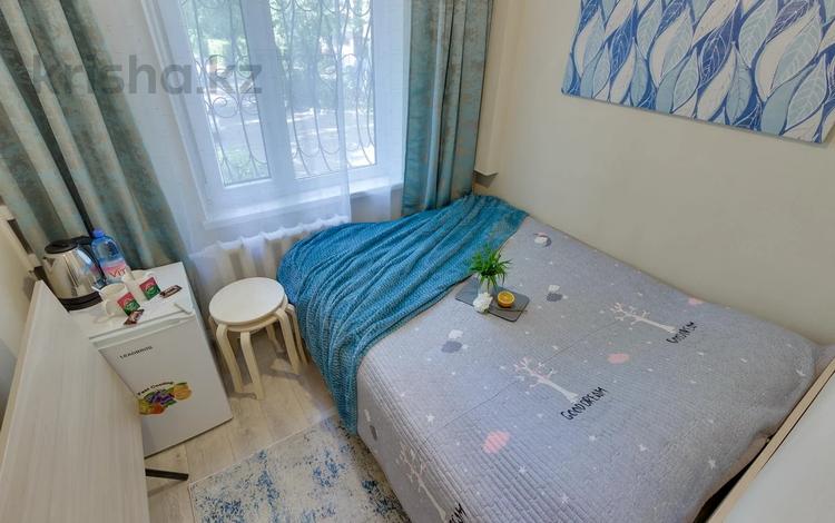 1-комнатная квартира · 10 м² · 1/4 этаж, мкр №1 76 — Жубанова за 10 000 ₸ в Алматы, Ауэзовский р-н — фото 56