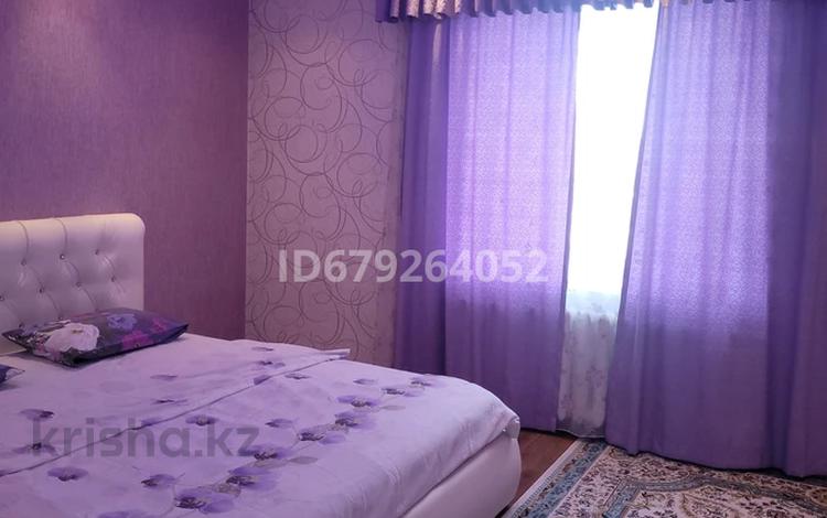 2-бөлмелі пәтер · 65 м² · 4/9 қабат, 5мик 10, бағасы: 300 000 ₸ в Аксае — фото 14