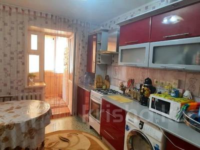 3-комнатная квартира · 75 м² · 5/5 этаж, Кизатова за ~ 26.8 млн 〒 в Петропавловске