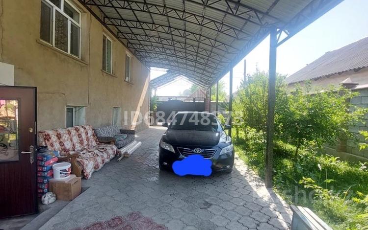 Жеке үй · 8 бөлме · 160 м² · 8 жүзд., Шаттық ном 6 — Азимхана Кенесары, бағасы: 45 млн ₸ в Бадаме — фото 2