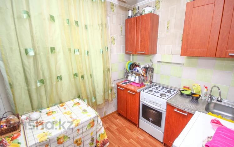 3-бөлмелі пәтер, 60 м², 3/4 қабат, 2-й мкр 12 — проспект Алтынсарина, бағасы: 31 млн 〒 в Алматы, Ауэзовский р-н — фото 2