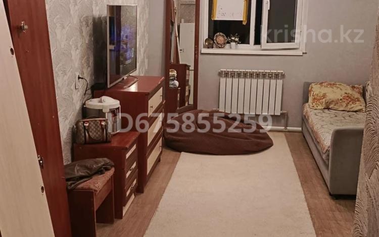 2-бөлмелі пәтер, 60 м², 5/7 қабат тәулігіне, Алтын аул 1 а — Абылай хана, бағасы: 10 000 〒 в Каскелене — фото 2