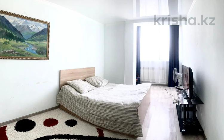 1-комнатная квартира · 40 м², Проспект Момыш улы 20 А — Парк Абая за 8 000 ₸ в Шымкенте — фото 2