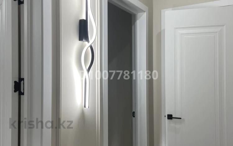 1-комнатная квартира · 40 м² · 3/9 этаж, Александра Сызганова 1/1 за 250 000 〒 в Астане, Есильский р-н — фото 2