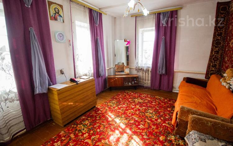 Отдельный дом • 3 комнаты • 60 м² • 6 сот., Пугачева 66 за 9 млн 〒 в Талдыкоргане — фото 2