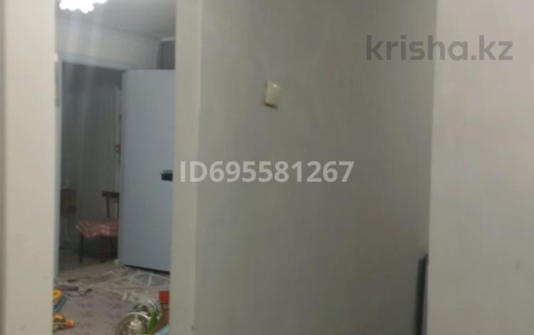 2-бөлмелі пәтер, 40 м², 4/5 қабат, Жаманкулова 4 — Денсаулық клиника, бағасы: 10.5 млн 〒 в Актобе, мкр Москва — фото 2