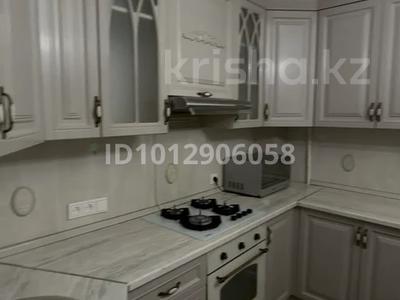 3-бөлмелі пәтер · 61 м² · 1/5 қабат, Абая 53/1 — Абая валиханова, бағасы: 300 000 ₸ в Астане, р-н Байконур