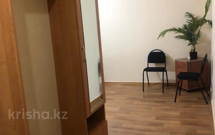1-комнатная квартира, 32 м², 2/5 этаж, Клочкова за 27.5 млн 〒 в Алматы, Бостандыкский р-н — фото 2