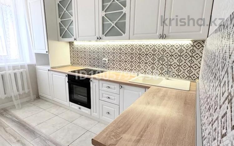 2-комнатная квартира · 64 м² · 13/14 этаж, Алматы 13 за 39.5 млн ₸ в Астане, Есильский р-н — фото 2