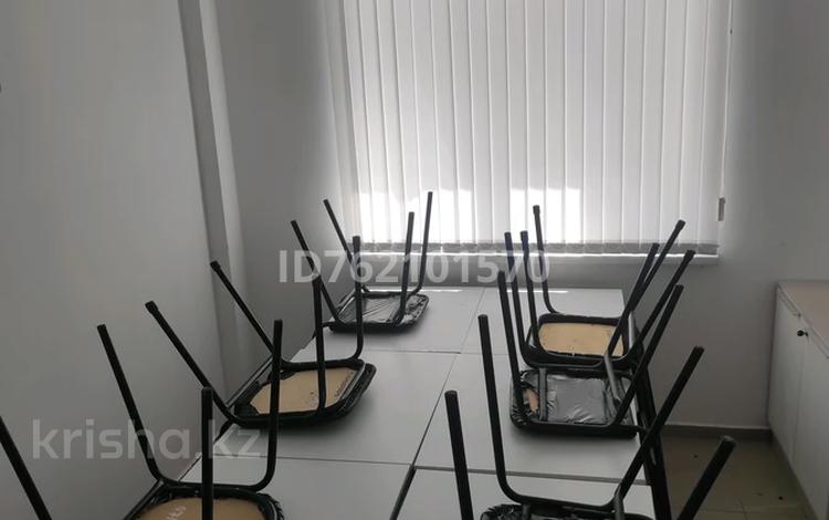 Офисы · 11 м² за 77 000 ₸ в Уральске — фото 5