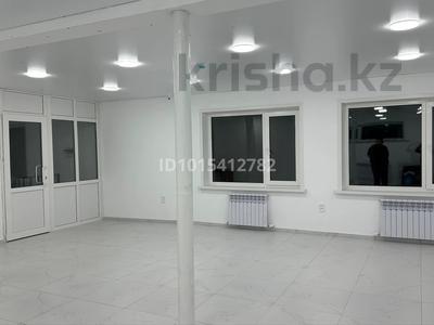 Свободное назначение, офисы, фитнес и спорт, образование, конференц-залы, студии · 60 м² за 360 000 ₸ в Усть-Каменогорске, Ульбинский