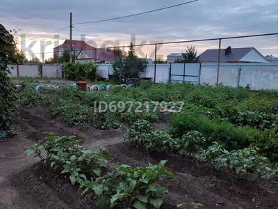 Продажа домов и дачи в Костанайской обл.: Отдельный дом · 3 комнаты · 96.7 м² · 10 сот., 14 41 за ~ 33 млн 〒 Отдельный дом · 3 комнаты · 96.7 м² · 10 сот., 14 41 за ~ 33 млн 〒 в Лисаковске