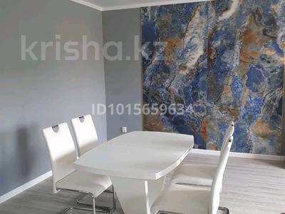 4-комнатная квартира · 140 м² · 2/3 этаж, А. Кердери 104 за 500 000 ₸ в Уральске