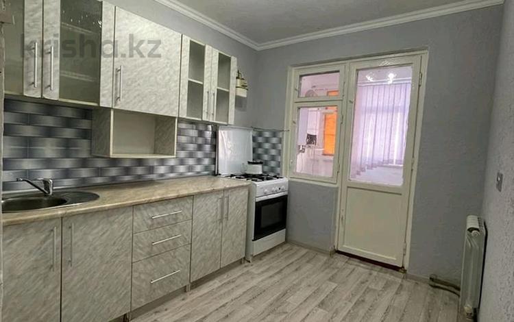 3-комнатная квартира, 58 м², 5/5 этаж помесячно, мкр Восток 8 — 25, 28 школа