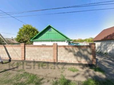 Отдельный дом · 3 комнаты · 65 м² · 16 сот., Школьная 63 — 4 школа за 25 млн ₸ в Акколе