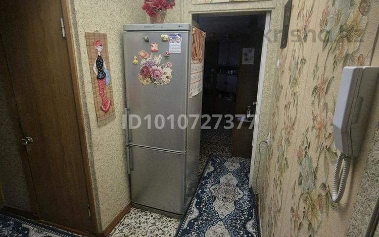 2-бөлмелі пәтер · 40 м² · 2/5 қабат, 3 микрорайон 8, бағасы: 16 млн ₸ в Байкент — фото 2