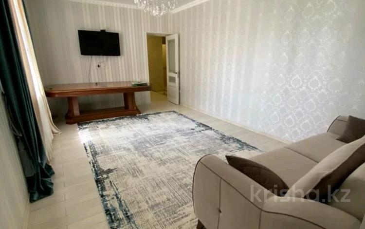 3-комнатная квартира · 78 м² · 2/5 этаж, мкр Нурсат 27 за 230 000 ₸ в Шымкенте, Каратауский р-н — фото 2