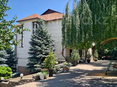 Отдельный дом · 6 комнат · 500 м² · 20 сот., мкр Коктобе за 300 млн ₸ в Алматы, Медеуский р-н