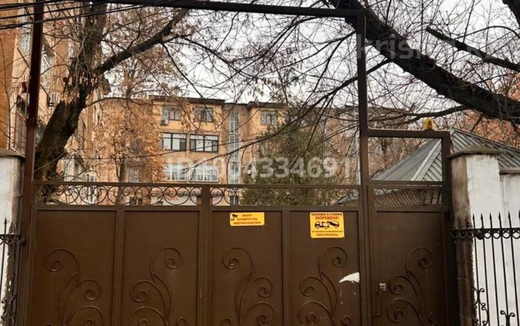 3-комнатная квартира · 70 м² · 2/5 этаж, Площадь Аль-фараби 4 — На против Медицинский университет за 230 000 ₸ в Шымкенте, Аль-Фарабийский р-н — фото 15
