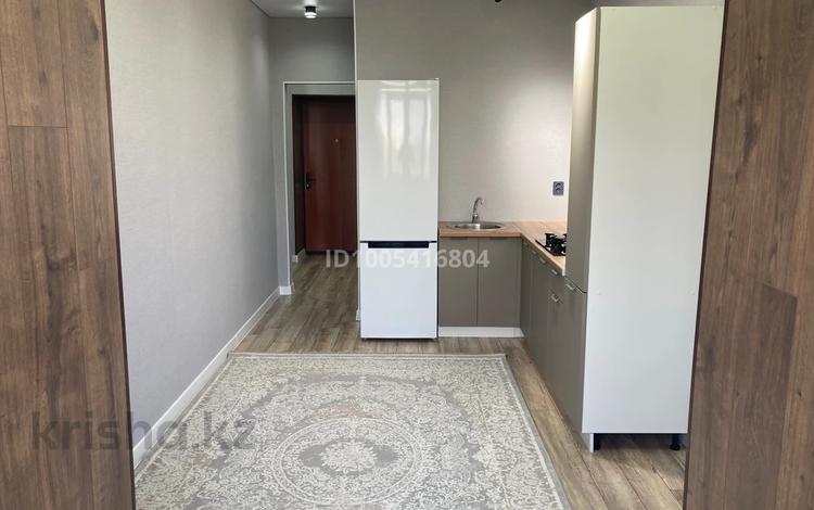 1-комнатная квартира · 37.5 м² · 5/9 этаж, мкр Омега, Молдашева 20/1 за 15.8 млн ₸ в Уральске — фото 2