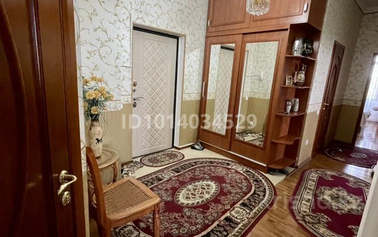 3-комнатная квартира · 118 м² · 7/13 этаж, Иляева 33 за 400 000 ₸ в Шымкенте — фото 2
