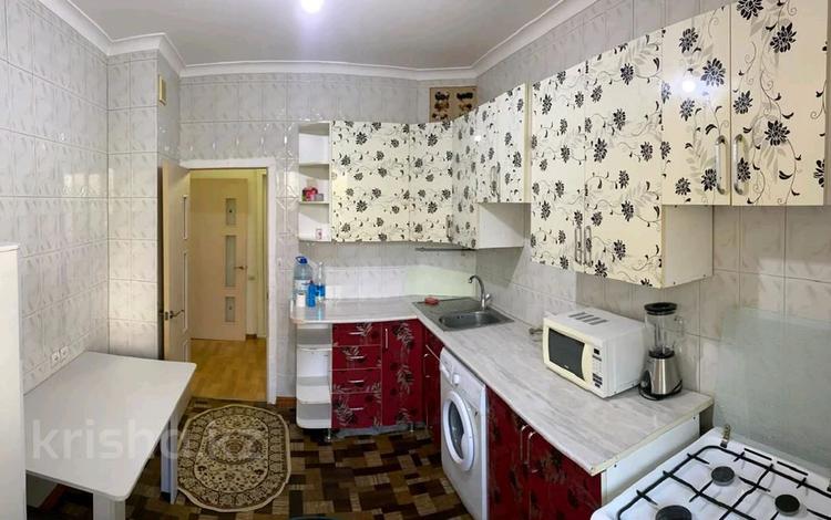 1-комнатная квартира · 42 м² · 3/9 этаж, мкр Жетысу-2 10 за 200 000 〒 в Алматы, Ауэзовский р-н — фото 2