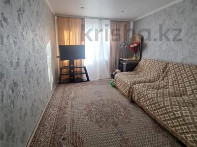 2-комнатная квартира · 54 м² · 2/9 этаж, Майкудук, 18й микрорайон за 13.5 млн 〒 в Караганде, Алихана Бокейханова р-н