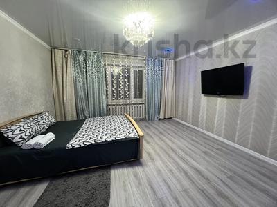 1-комнатная квартира, 41 м², 1/10 этаж посуточно, Герцена 52 за 12 000 〒 в Семее