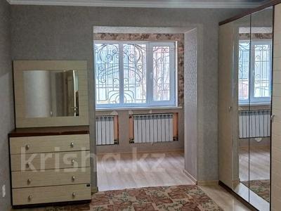 3-бөлмелі пәтер · 100 м² · 1/5 қабат, Байтурсунова, бағасы: 32 млн ₸ в Шымкенте, Аль-Фарабийский р-н
