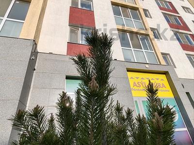 2-комнатная квартира, 55 м², 3/7 этаж, мухамедханова 16\2 за 25 млн 〒 в Астане, Есильский р-н