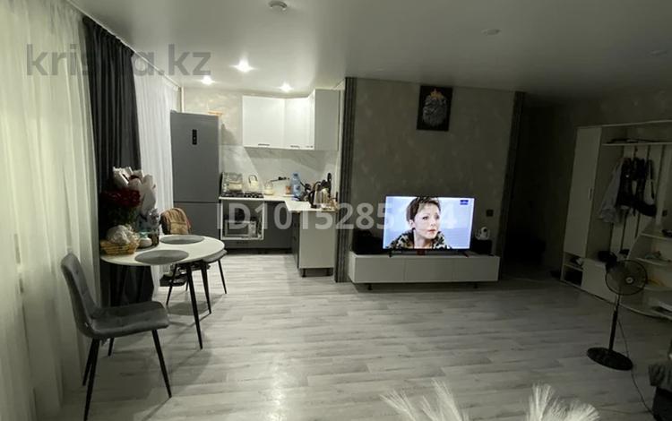2-бөлмелі пәтер · 43 м² · 2/4 қабат, Горняков 55, бағасы: 12.5 млн ₸ в Рудном — фото 2