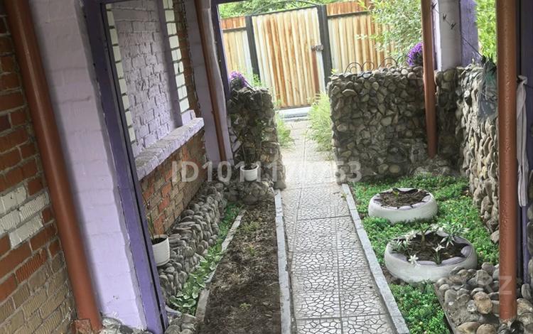Саяжай · 2 бөлме · 38.2 м² · 6 сот., 7 — Ст Родничок, за понтоным мостом, бағасы: 13.5 млн ₸ в Усть-Каменогорске, Ахмирово — фото 2