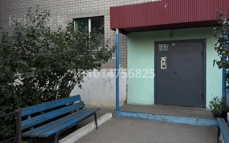 1-бөлмелі пәтер · 37 м² · 5/6 қабат, Жилгородок ш/а., Тынышбаева 49а 26 — Жил городок базары қасында, бағасы: 10.2 млн ₸ в Актобе, мкр Жилгородок — фото 2