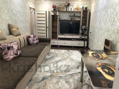 3-комнатная квартира · 62 м² · 3/5 этаж, Майкудук, 18й микрорайон за 20 млн 〒 в Караганде, Алихана Бокейханова р-н