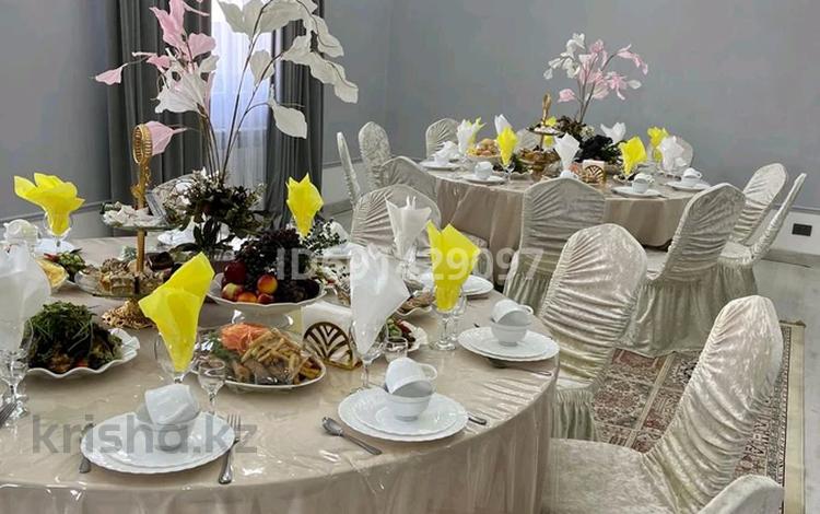 Дом · 5 комнат · 185 м², мкр Береке, Береке, улица Ойсаз 2А за 45 000 〒 в Атырау — фото 15