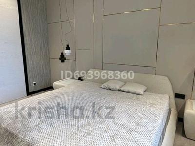 2-комнатная квартира, 60 м², 3 этаж посуточно, Розыбакиева 320 за 17 000 〒 в Алматы