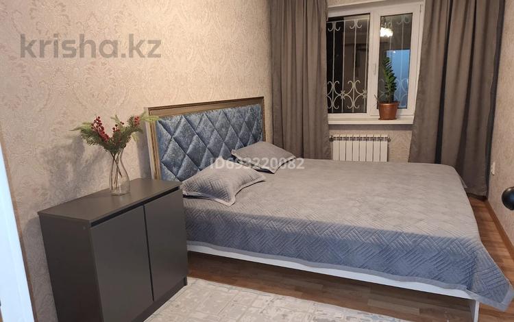 3-комнатная квартира, 60 м², 2/5 этаж, мкр 5, есет батыра 154