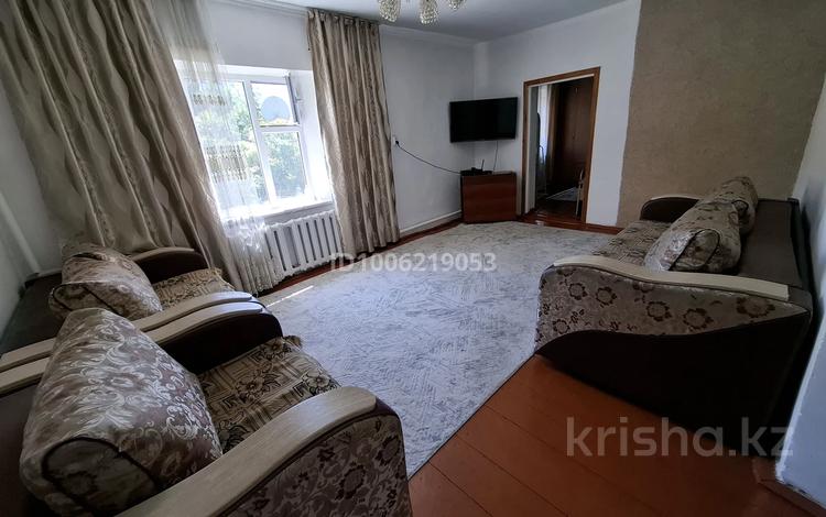 Отдельный дом · 3 комнаты · 75 м² · 10.4 сот., Кудерин 14 — Дом расположен недалеко от центра, рядом с магазином «Мирас». за 5.5 млн 〒 в  — фото 2