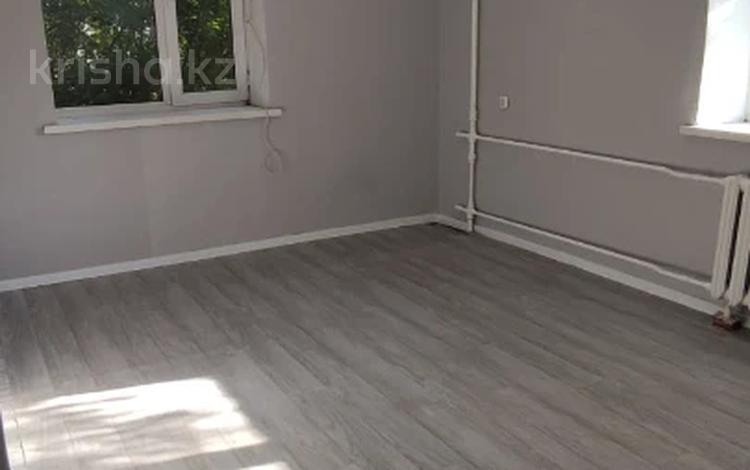 1-комнатная квартира · 30 м² · 1/2 этаж, Льва Толстого за 7.8 млн ₸ в Уральске — фото 2