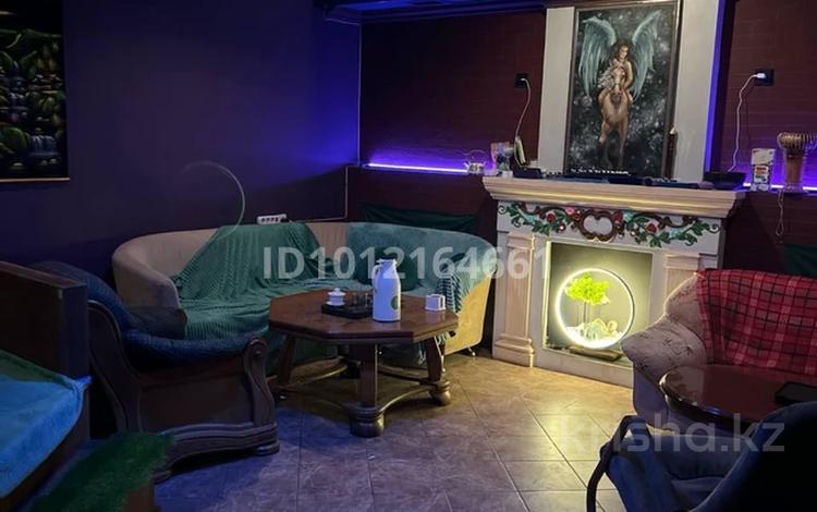 Еркін, кеңселер, дүкендер мен бутиктер · 60 м², бағасы: 450 000 ₸ в Алматы, Медеуский р-н — фото 2