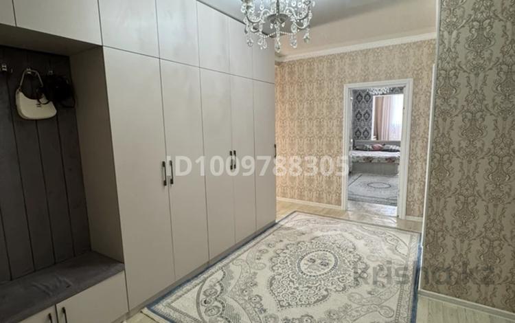 3-комнатная квартира · 115.6 м² · 6/6 этаж, 35-мкр 27 за 21 млн ₸ в Актау — фото 2