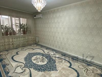 3-бөлмелі пәтер · 82.5 м² · 5/5 қабат, Алтын орда ш/а., бағасы: 33 млн ₸ в Актобе, мкр. Алтын орда