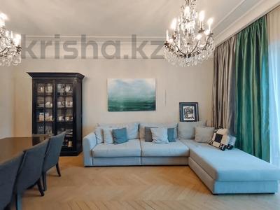 5-комнатная квартира · 250 м² · 4/6 этаж, Шарля де Голля 5/6 за 2 млн 〒 в Астане, Алматы р-н
