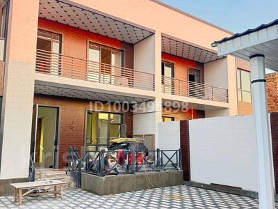 Часть дома · 7 комнат · 230 м² · 4 сот., Тауке хана 28/56 за 55 млн 〒 в Таразе