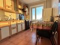 3-комнатная квартира · 65 м² · 7/9 этаж, мкр Кунаева 51 за 160 000 ₸ в Уральске — фото 8