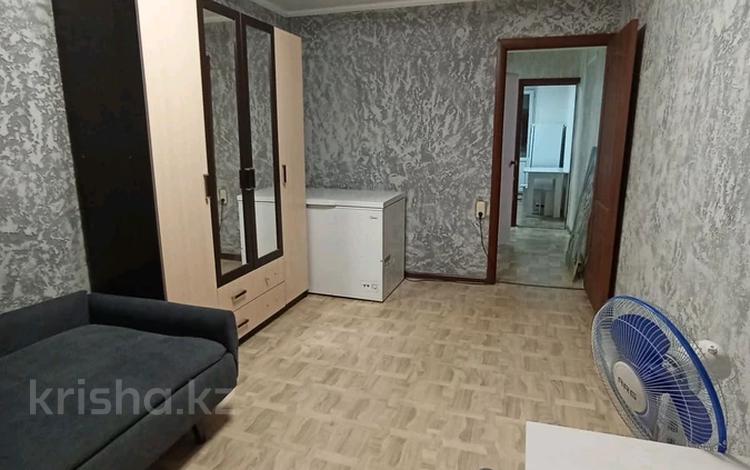 2-бөлмелі пәтер · 52 м² · 5/5 қабат, Четвёртая поликлиника 120, бағасы: 130 000 ₸ в Уральске — фото 2