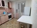 2-бөлмелі пәтер · 52 м² · 5/5 қабат, Четвёртая поликлиника 120, бағасы: 130 000 ₸ в Уральске — фото 2