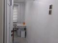 2-бөлмелі пәтер · 46.6 м² · 1/5 қабат, Ердена 185 — 4 школы, мини маркет,детский площадька, остановка, бағасы: 10 млн ₸ в Сатпаев — фото 6
