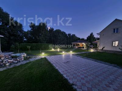 Дом · 3 комнаты · 120 м², Бірлік 1Б — Лагерь Кампит за 149 000 〒 в Актобе, мкр Акжар
