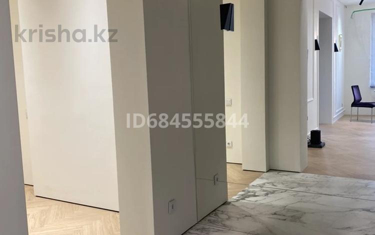4-бөлмелі пәтер · 148 м² · 14/19 қабат, Аль-Фараби 41 — Аль-фараби - Сейфуллина, бағасы: 2.8 млн 〒 в Алматы, Бостандыкский р-н — фото 2